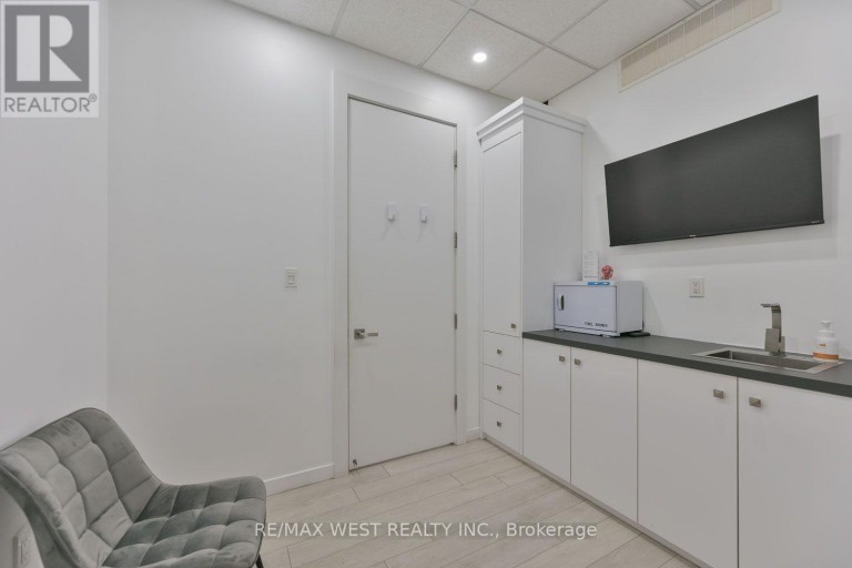 2 - 401 KLEINBURG SUMMIT WAY, Vaughan (Kleinburg), Ontario, L4H4T1