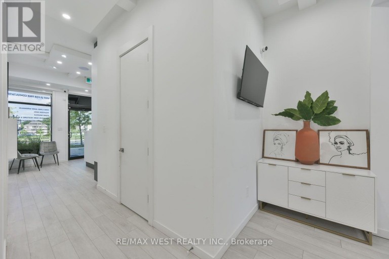 2 - 401 KLEINBURG SUMMIT WAY, Vaughan (Kleinburg), Ontario, L4H4T1