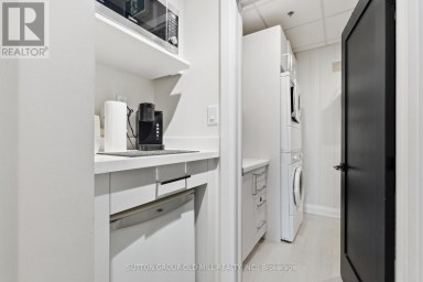 19 - SUITE - 8611 WESTON ROAD Vaughan (East Woodbridge) Ontario photo 13