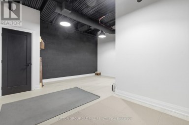 19 - SUITE - 8611 WESTON ROAD Vaughan (East Woodbridge) Ontario photo 5