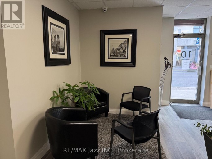 10 CENTRE STREET N, Oshawa (O'Neill), Ontario, L1G4B3