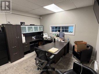 10 CENTRE STREET N Oshawa (O'Neill) Ontario photo 9