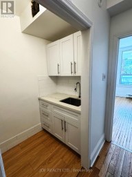 MAIN FLOOR - 383 LANSDOWNE AVENUE Toronto (Dufferin Grove) Ontario photo 7