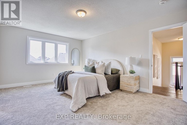 156 MCKNIGHT AVENUE, Hamilton (Waterdown), Ontario, L8B0T7