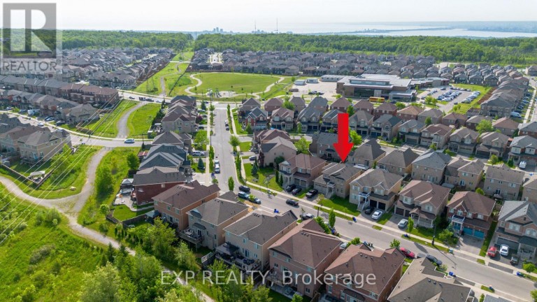 156 MCKNIGHT AVENUE, Hamilton (Waterdown), Ontario, L8B0T7