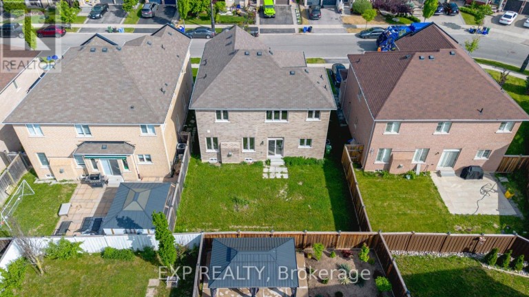156 MCKNIGHT AVENUE, Hamilton (Waterdown), Ontario, L8B0T7