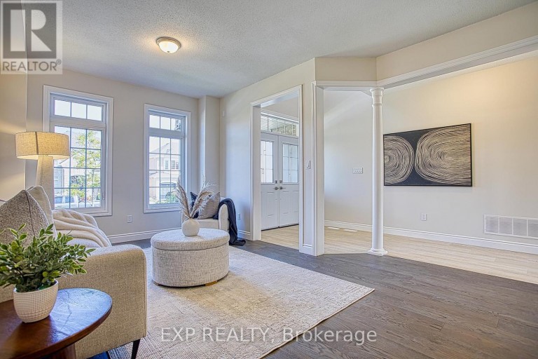 156 MCKNIGHT AVENUE, Hamilton (Waterdown), Ontario, L8B0T7