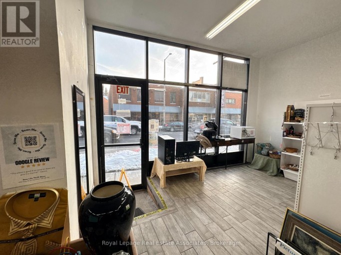 428 KING STREET W, Hamilton (Strathcona), Ontario, L8P1B7