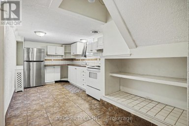 LOWER - 130 LAUDER AVENUE Toronto (Corso Italia-Davenport) Ontario photo 7