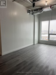 423 - 600 DIXON ROAD Toronto (West Humber-Clairville) Ontario photo 1