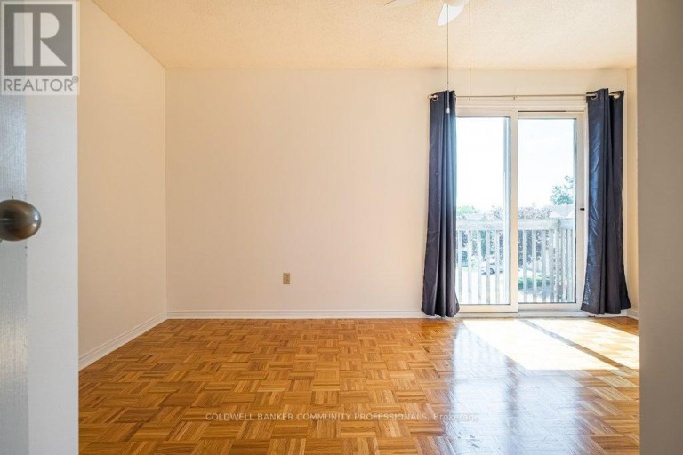 10 - 266 LIMERIDGE ROAD E, Hamilton (Bruleville), Ontario, L9A2S7