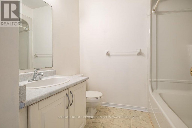10 - 266 LIMERIDGE ROAD E, Hamilton (Bruleville), Ontario, L9A2S7