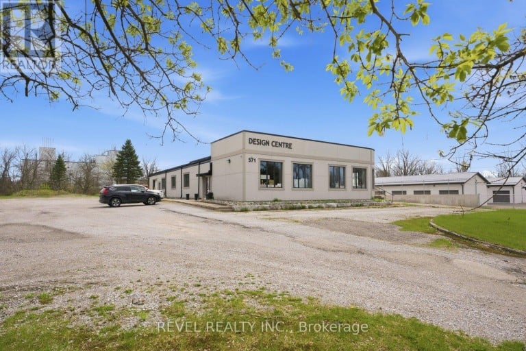 571 BANK STREET, Norfolk (Simcoe), Ontario, N3Y3N3