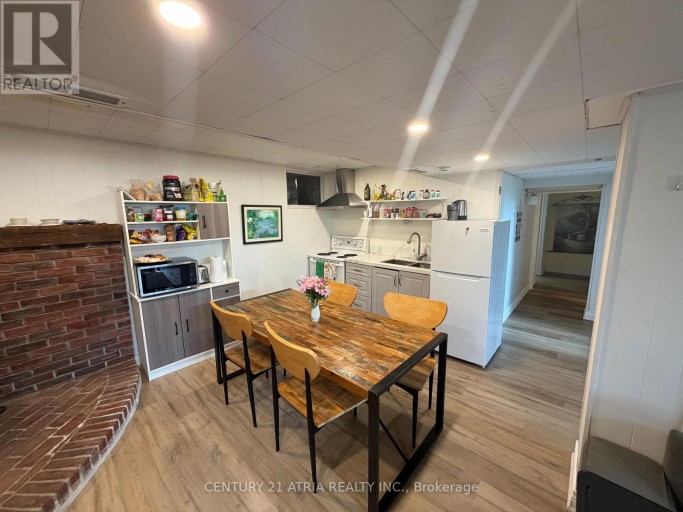 10 IBER COURT, Aurora (Aurora Village), Ontario, L4G1V5