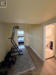 10 IBER COURT Aurora (Aurora Village) Ontario photo 9