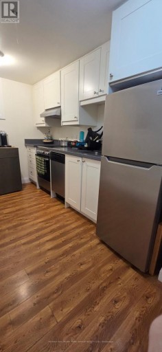 BSMT - 94 GLENHOLME AVENUE, Toronto (Corso Italia-Davenport), Ontario, M6H3B1