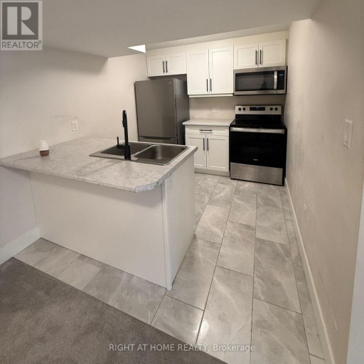 961 DEVERON CRESCENT, London South (South J), Ontario, N5Z0B3