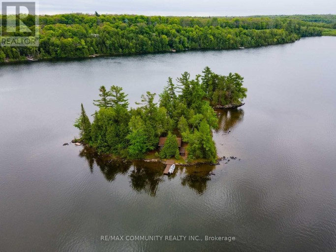 100 & 200 MARBLE LAKE ROAD, Frontenac (Frontenac North), Ontario, K0H1K0