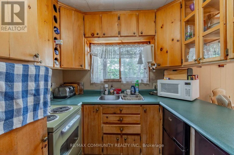 100 & 200 MARBLE LAKE ROAD, Frontenac (Frontenac North), Ontario, K0H1K0