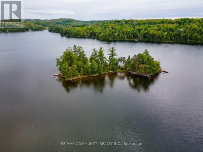 100 & 200 MARBLE LAKE ROAD, Frontenac (Frontenac North), Ontario, K0H1K0
