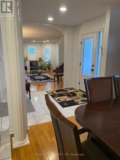 20 HORSTMAN STREET, Markham (Rouge River Estates), Ontario, L3S4G7
