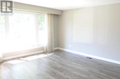 66 COLLINS CRESCENT Aurora (Aurora Heights) Ontario photo 5