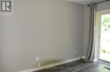 66 COLLINS CRESCENT Aurora (Aurora Heights) Ontario photo 7