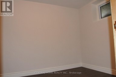 66 COLLINS CRESCENT Aurora (Aurora Heights) Ontario photo 8
