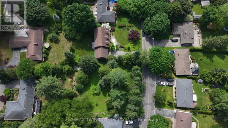152 MCCALL CRESCENT, Norfolk (Simcoe), Ontario, N3Y2E1