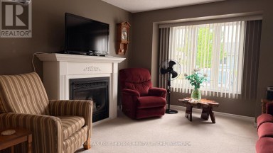 50 - 303 WATERLOO STREET Saugeen Shores Ontario photo 16