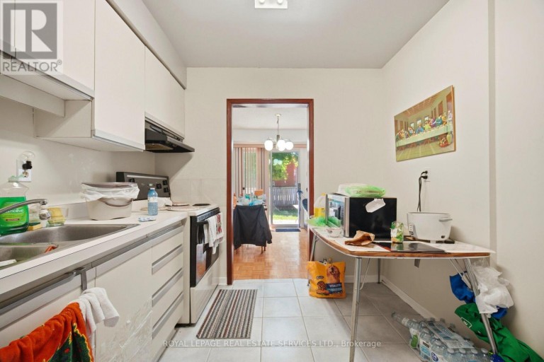 21 - 345 MEADOWS BOULEVARD, Mississauga (Rathwood), Ontario, L4Z1G5