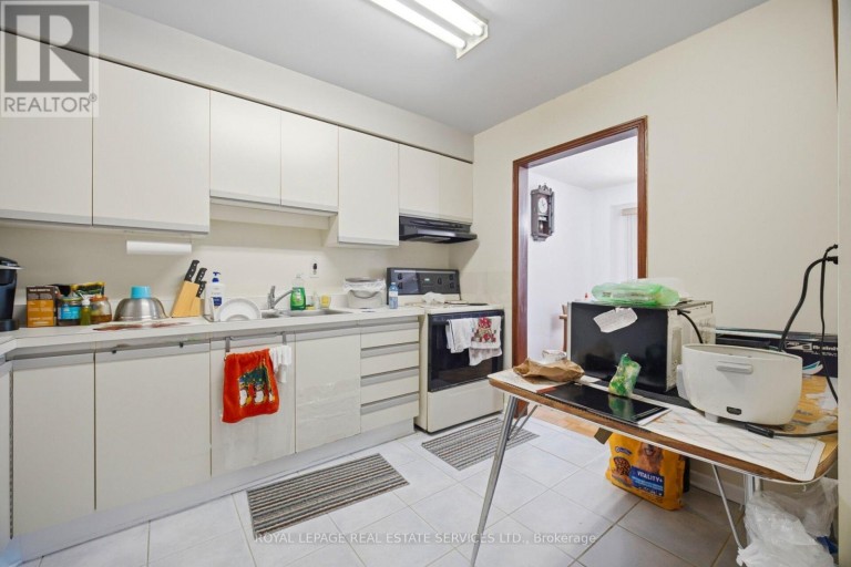 21 - 345 MEADOWS BOULEVARD, Mississauga (Rathwood), Ontario, L4Z1G5
