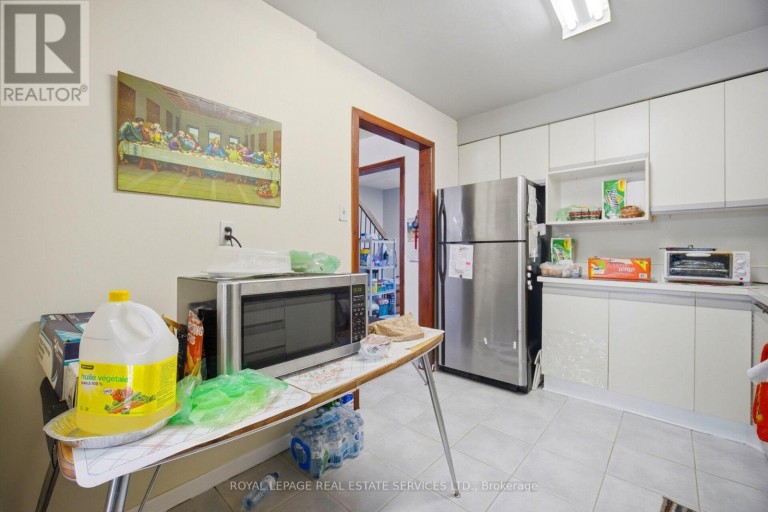 21 - 345 MEADOWS BOULEVARD, Mississauga (Rathwood), Ontario, L4Z1G5