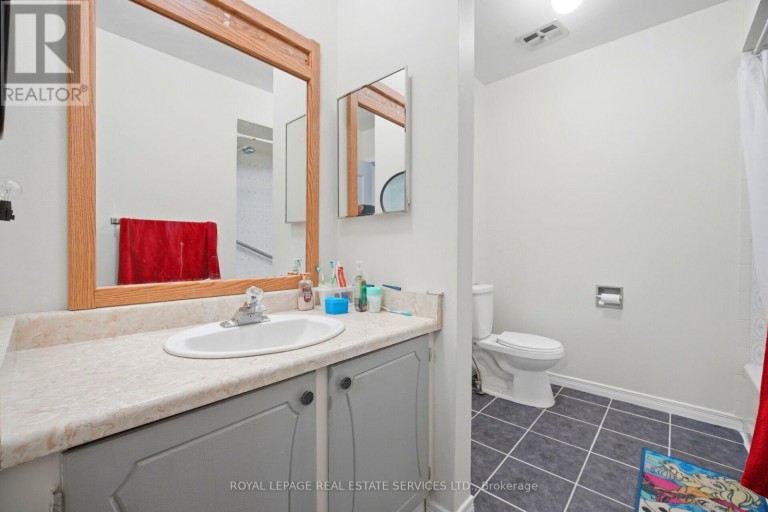 21 - 345 MEADOWS BOULEVARD, Mississauga (Rathwood), Ontario, L4Z1G5