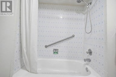 21 - 345 MEADOWS BOULEVARD Mississauga (Rathwood) Ontario photo 28