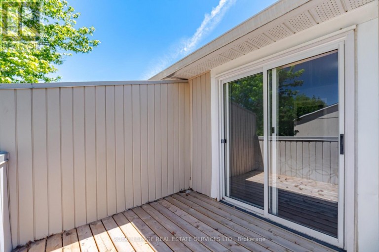 21 - 345 MEADOWS BOULEVARD, Mississauga (Rathwood), Ontario, L4Z1G5