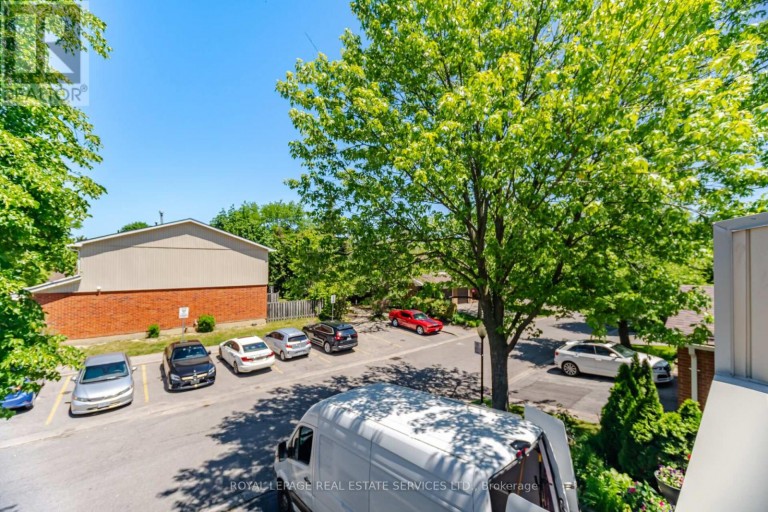 21 - 345 MEADOWS BOULEVARD, Mississauga (Rathwood), Ontario, L4Z1G5