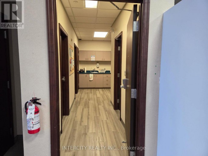 3 - 486 GRANTHAM AVENUE, St. Catharines (Bunting/Linwell), Ontario, L2M7W7