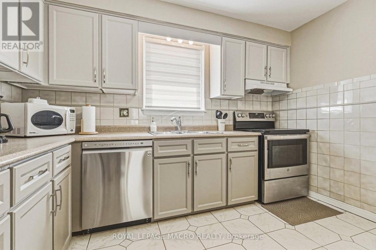 565 STONE CHURCH ROAD W, Hamilton (Gilkson), Ontario, L9B1A5