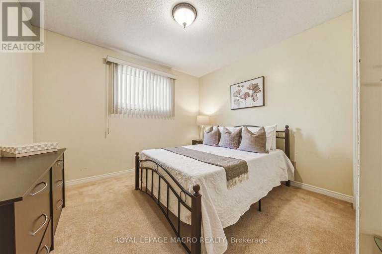 565 STONE CHURCH ROAD W, Hamilton (Gilkson), Ontario, L9B1A5