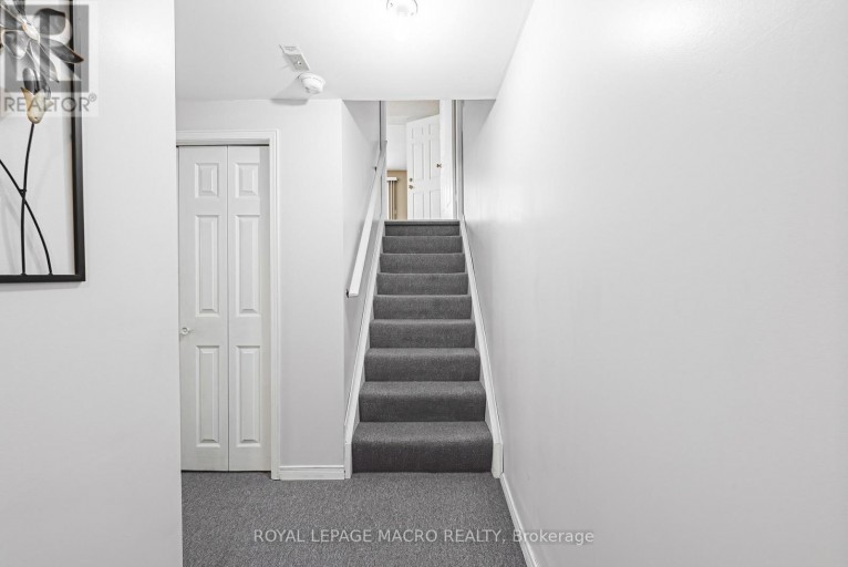 565 STONE CHURCH ROAD W, Hamilton (Gilkson), Ontario, L9B1A5