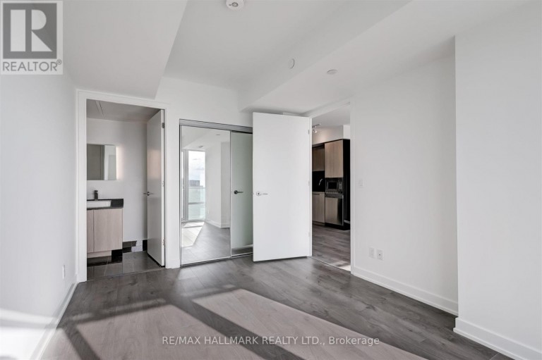 5212 - 501 YONGE STREET, Toronto (Bay Street Corridor), Ontario, M4Y1Y4
