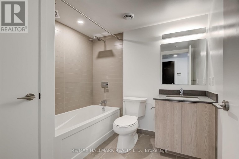 5212 - 501 YONGE STREET, Toronto (Bay Street Corridor), Ontario, M4Y1Y4