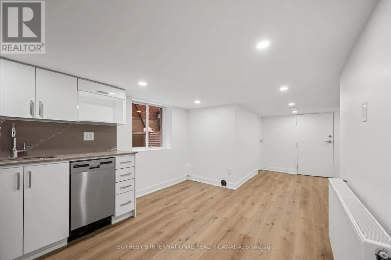 BSMNT - 28 STRATHGOWAN AVENUE, Toronto (Lawrence Park South), Ontario, M4N1B9