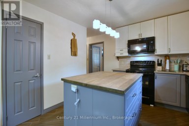 25 BERKELY STREET Wasaga Beach Ontario photo 16