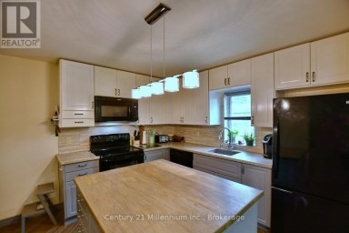 25 BERKELY STREET Wasaga Beach Ontario photo 18