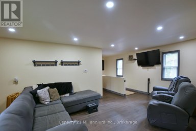 25 BERKELY STREET Wasaga Beach Ontario photo 22