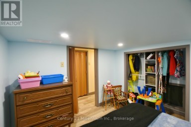 25 BERKELY STREET Wasaga Beach Ontario photo 43