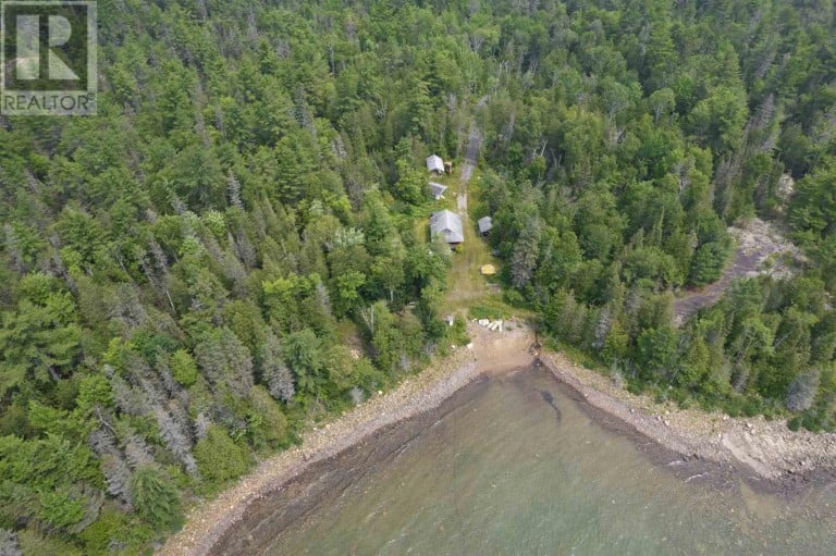 11319 Hwy 17 And Pt W 1/2 Sec 28, Huron Shores And Plummer Additional, Ontario (id Sm261389)