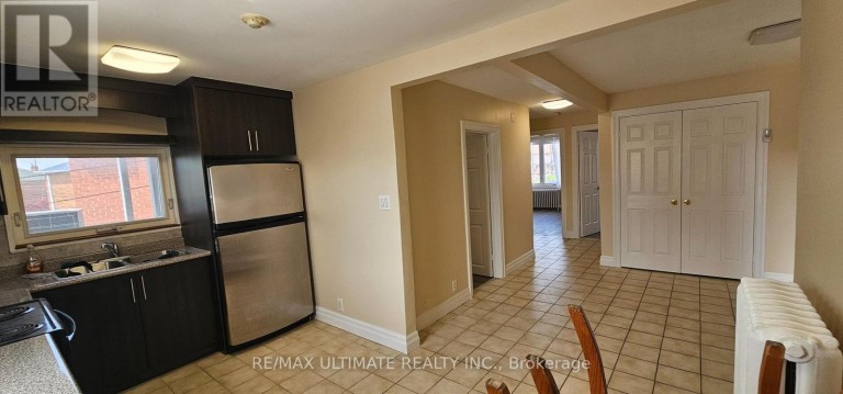 2ND FLOOR - 3 KANE AVENUE, Toronto (Keelesdale-Eglinton West), Ontario, M6N3M7